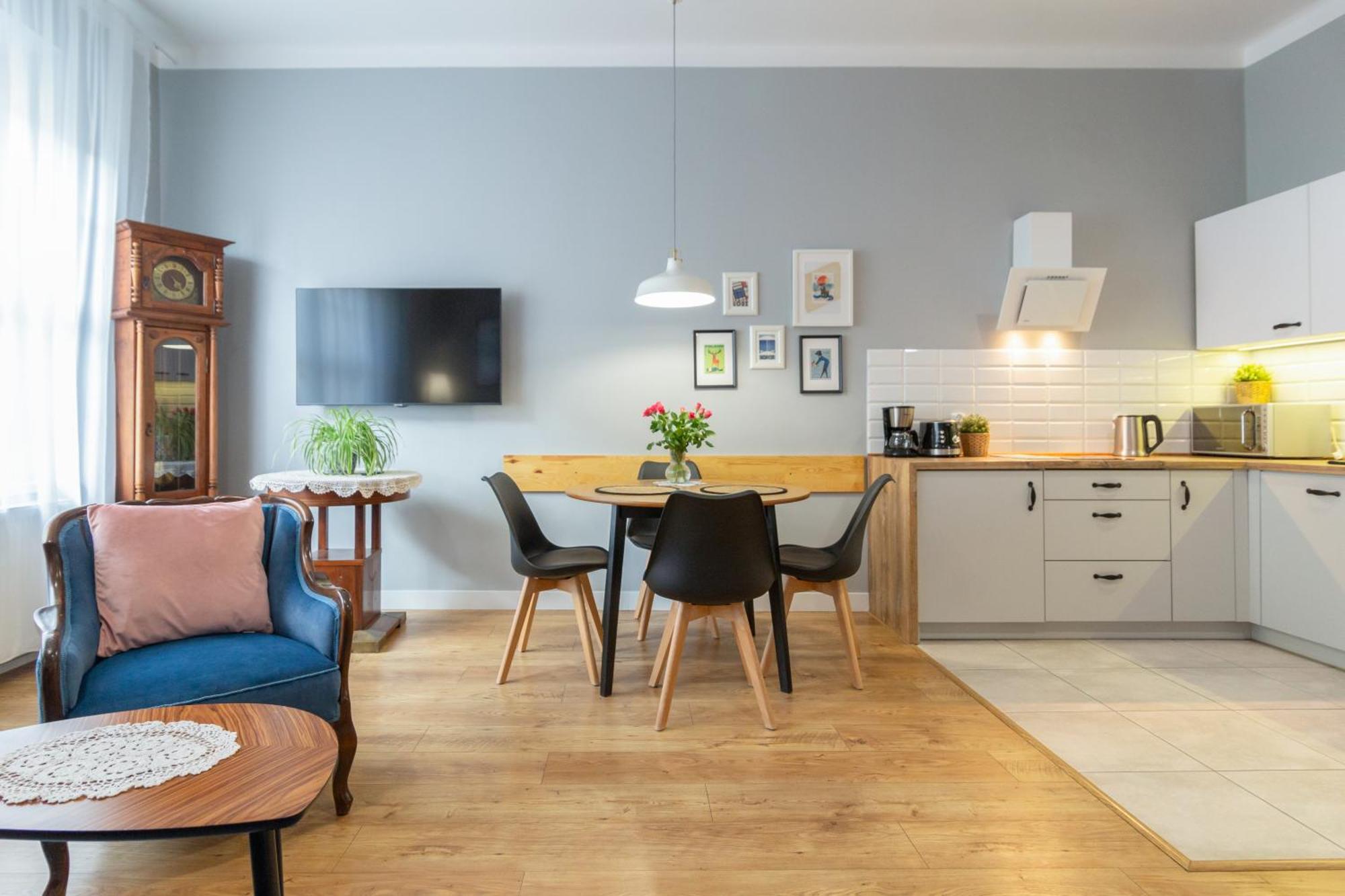Smile Apartments Center Krakow Old Town Luaran gambar