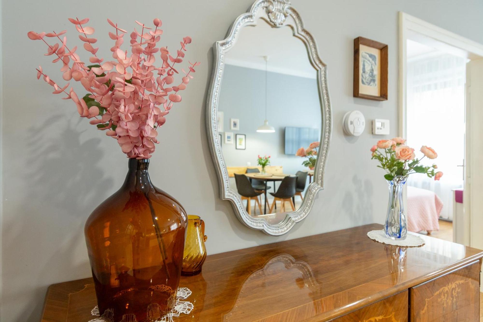 Smile Apartments Center Krakow Old Town Luaran gambar